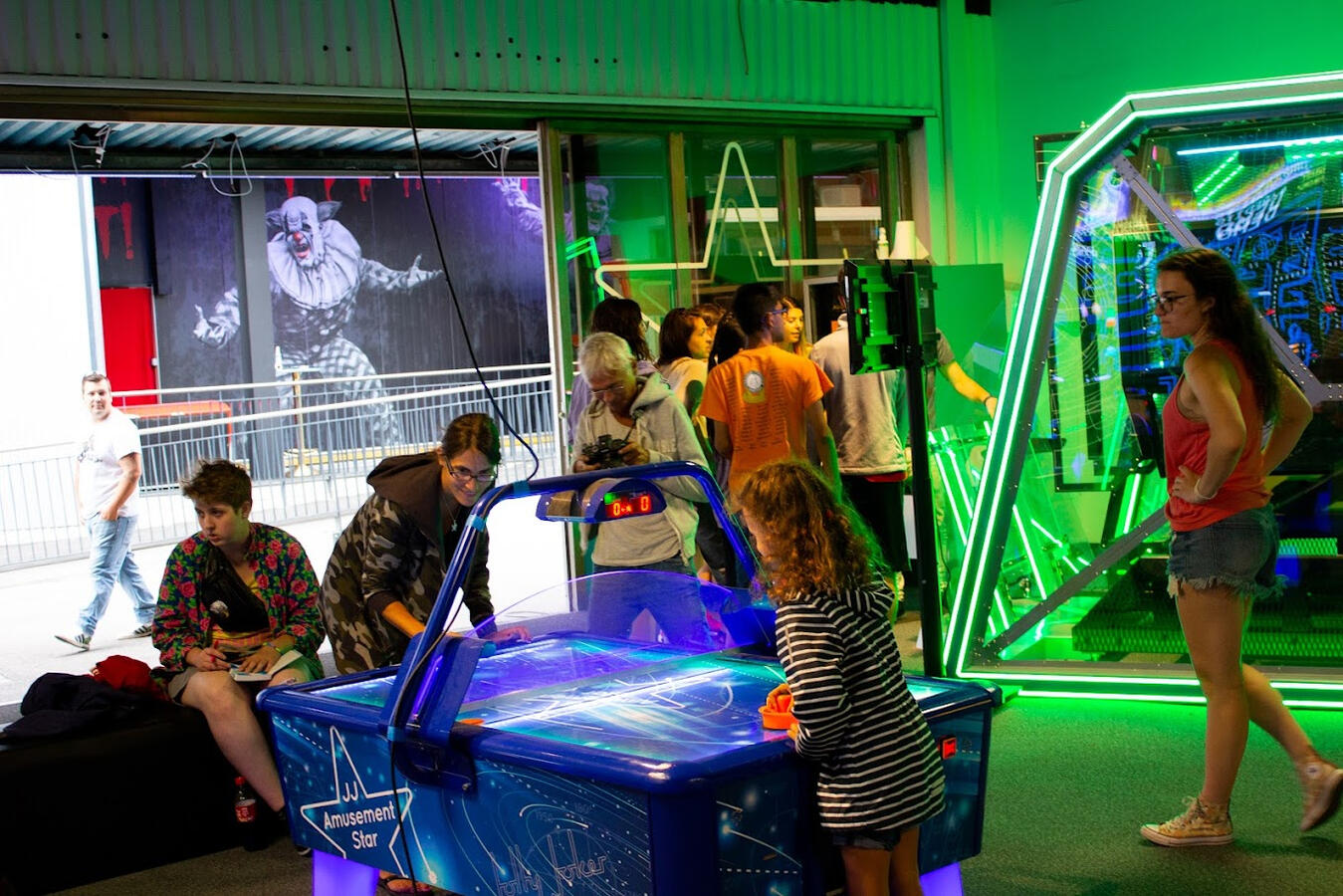 AirHockey&CineCoaster